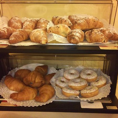 Hotel Imperial Торино Екстериор снимка