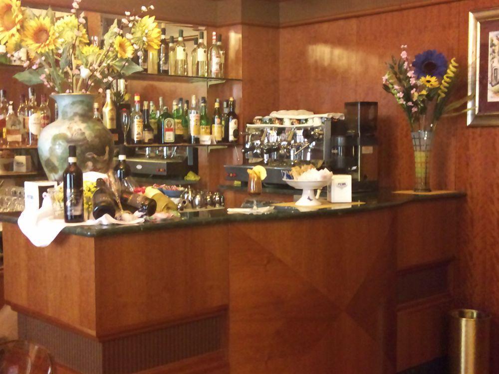 Hotel Imperial Торино Екстериор снимка