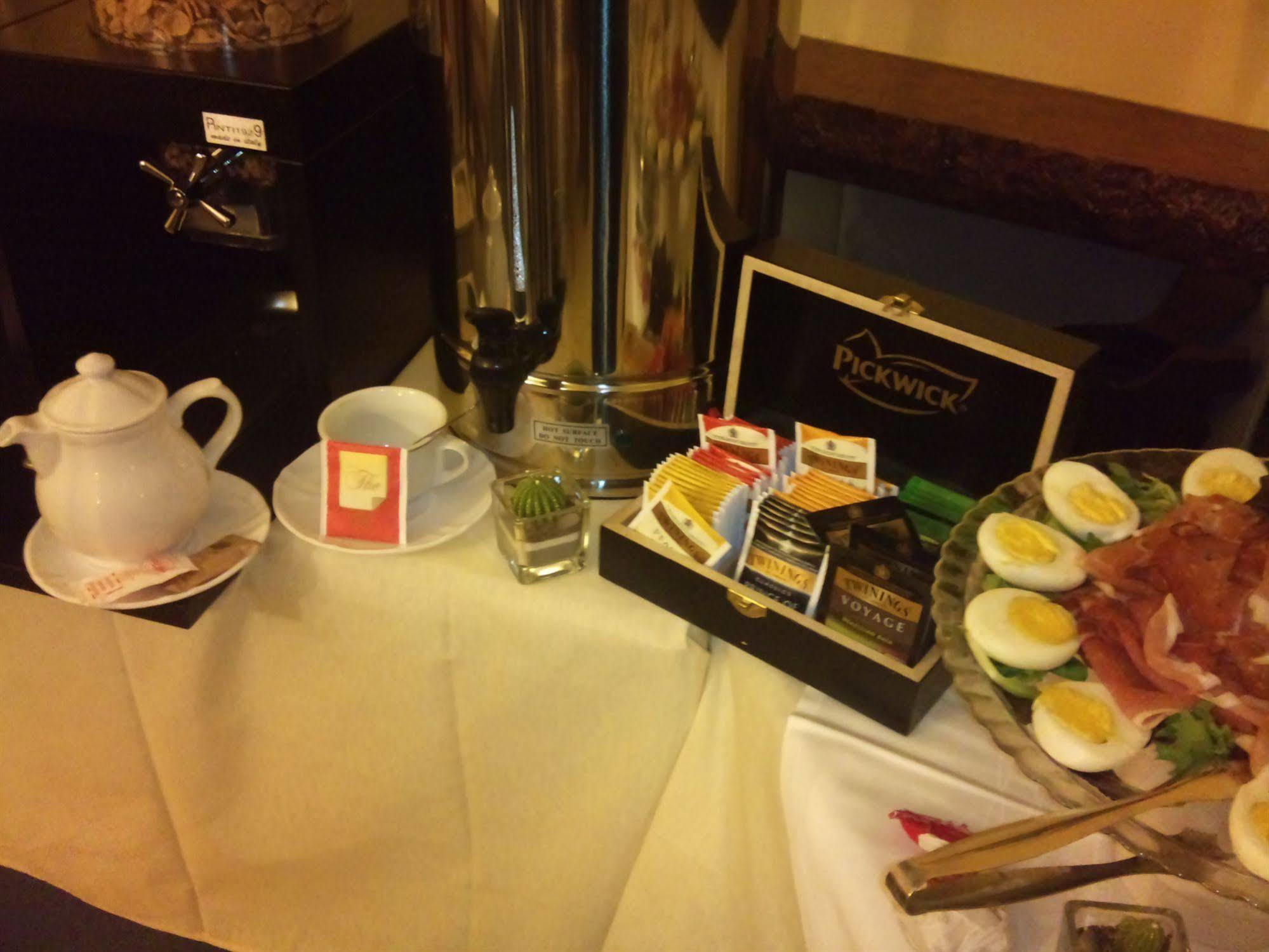 Hotel Imperial Торино Екстериор снимка
